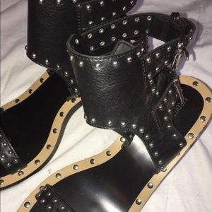 Black forever 21 sandals